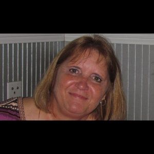 Meet your Posher, Laurie